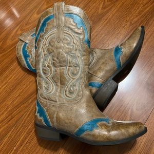 Coconuts Tan and Turquoise Cowboy boots